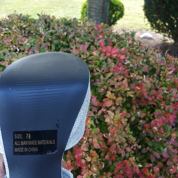 Shoes💜 - Picture 3 of 3